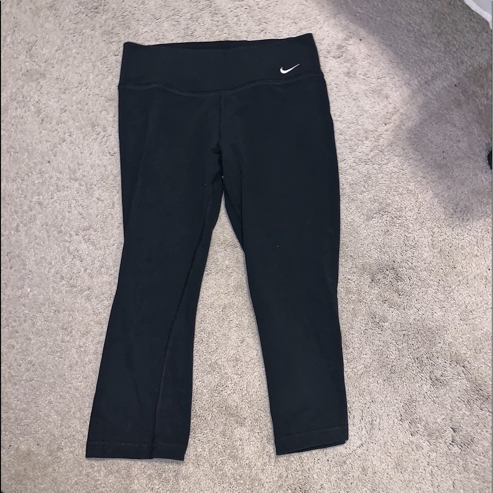 Nike capri leggings.